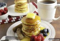 Coconut Flour Pancakes: Low-Carb Recipe for Fluffy Stack