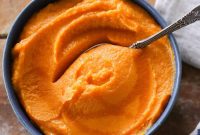 Maple-Glazed Mashed Sweet Potatoes with Cinnamon