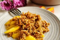 Perfect Peach Crisp Recipe with Crunchy Oat Topping