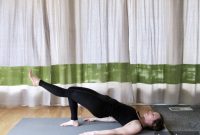 10-Minute Glute Workout for Women: Tone and Lift Fast