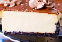 Baileys Cheesecake with Oreo Crust Recipe for Rich Dessert