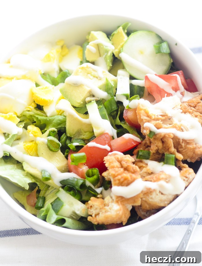 chicken tender cobb salad 008