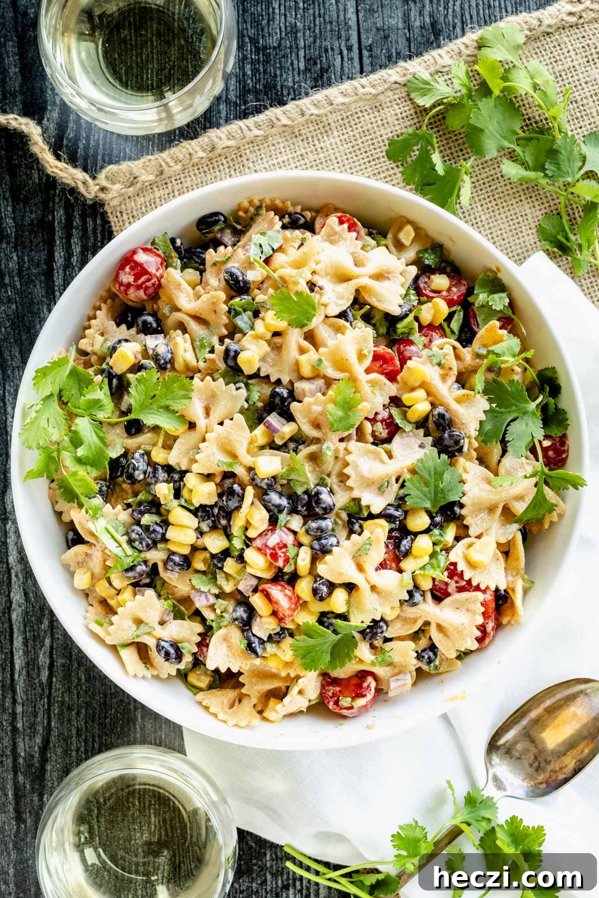 27 High-Protein Cold Lunch Ideas for Work and On-the-Go 27 24. Mexican Pasta Salad