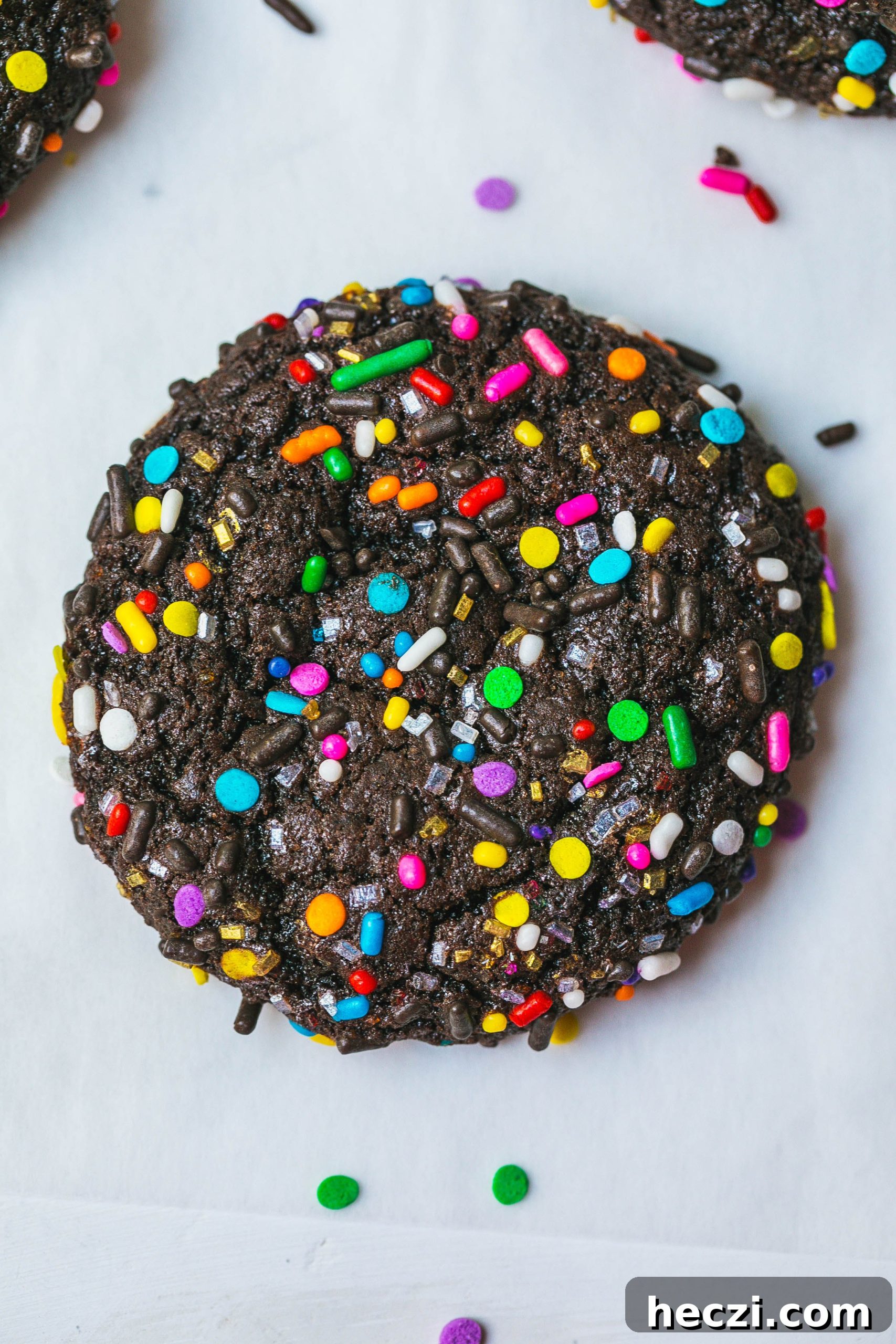 Chocolate Crinkle Cookies with Rainbow Sprinkles: Soft & Fudgy 7 img 34352 6 scaled