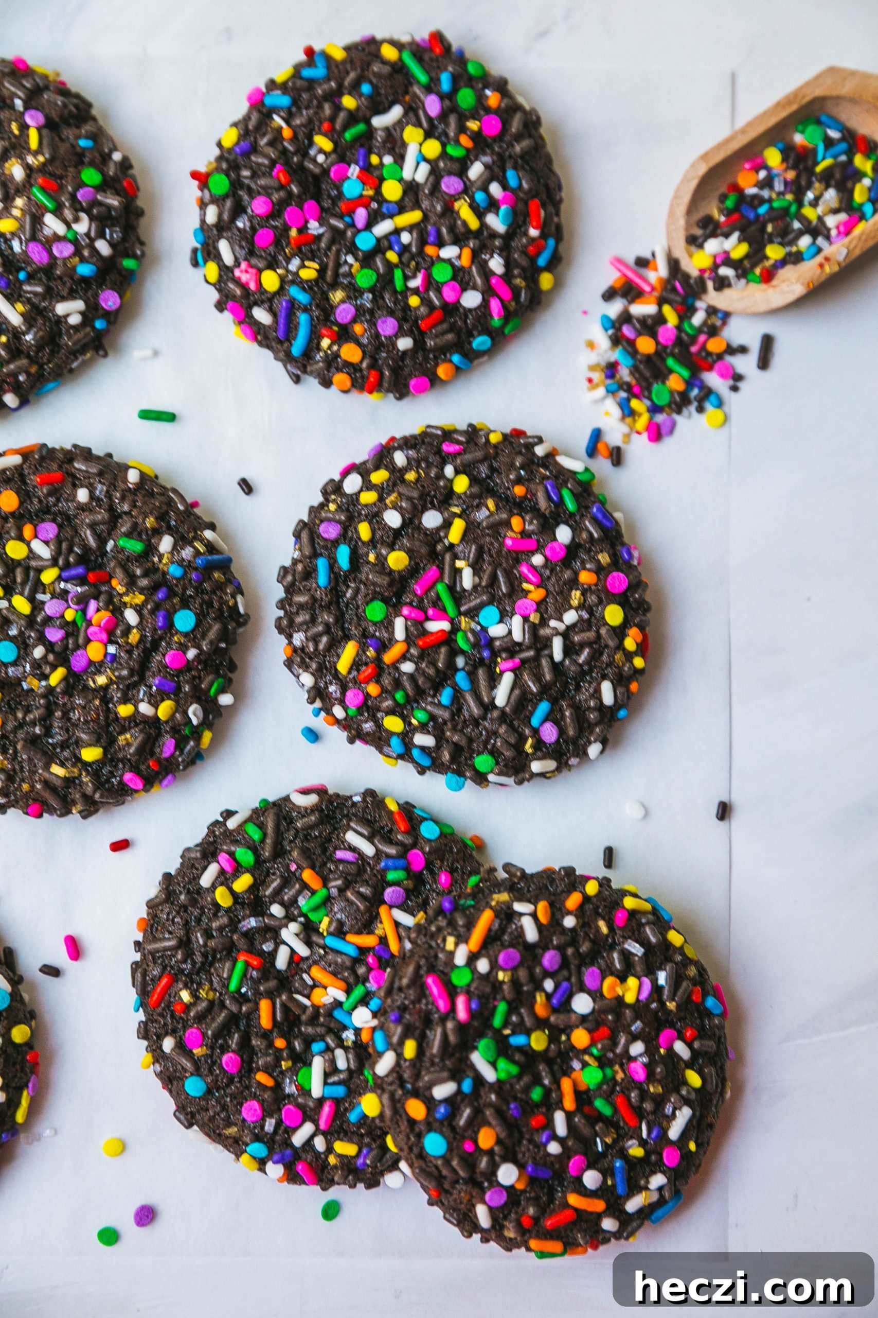 Chocolate Crinkle Cookies with Rainbow Sprinkles: Soft & Fudgy 9 img 34352 8 scaled