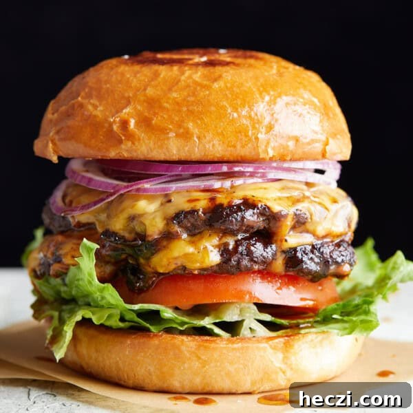 Juicy Grilled Hamburger Recipe for Perfect Summer BBQ 8 img 34692 8