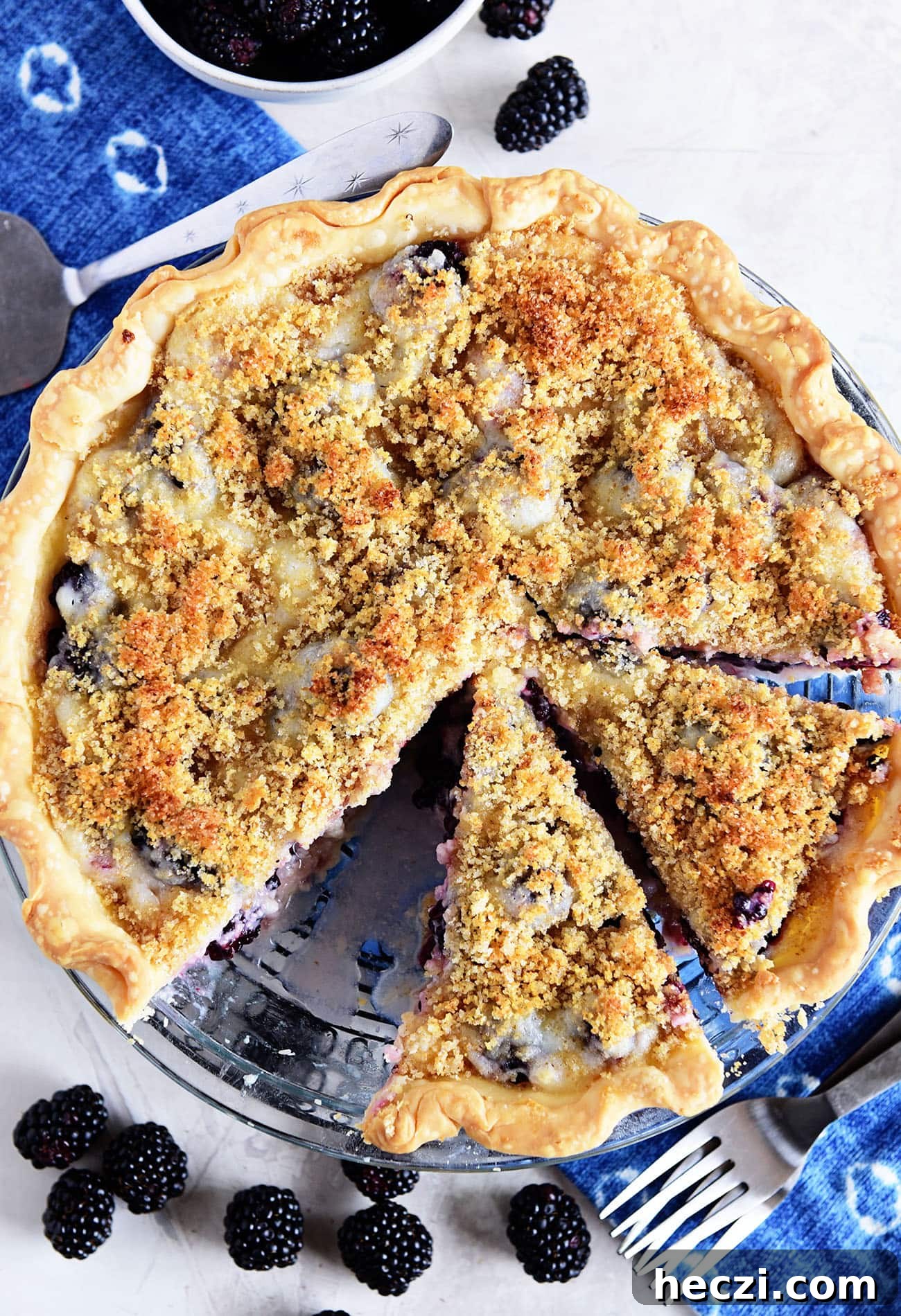 Blackberry Sour Cream Pie Recipe — Creamy Fruit Dessert Guide 5 sliced Blackberry Sour Cream Pie