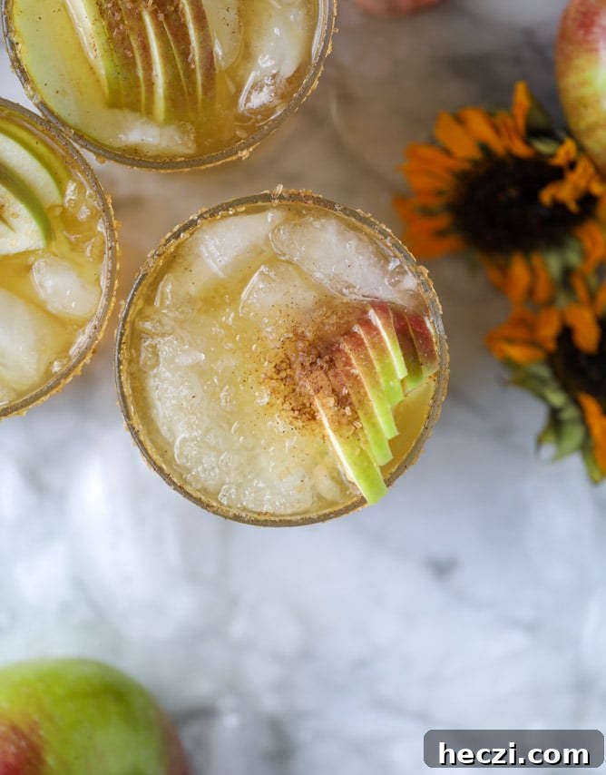 Maple Honeycrisp Margarita Recipe — Autumn Apple Cocktail 7 maple honeycrisp margarita I howsweeteats.com