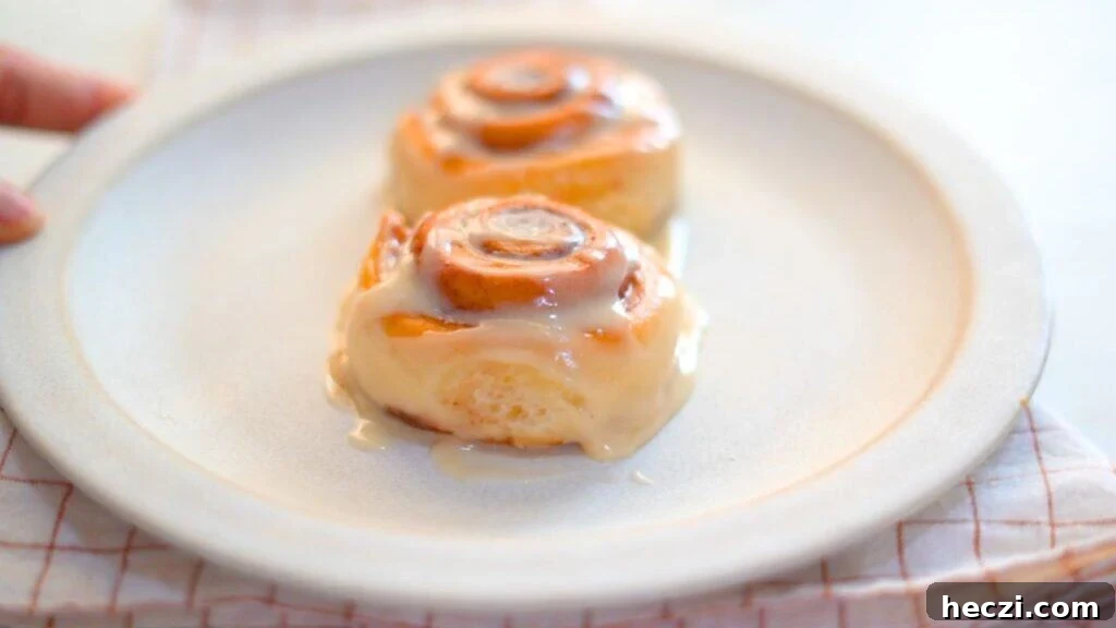 Pillowy Mini Cinnamon Rolls Recipe for Perfect Soft Bites 3 mini cinnamon rolls recipe